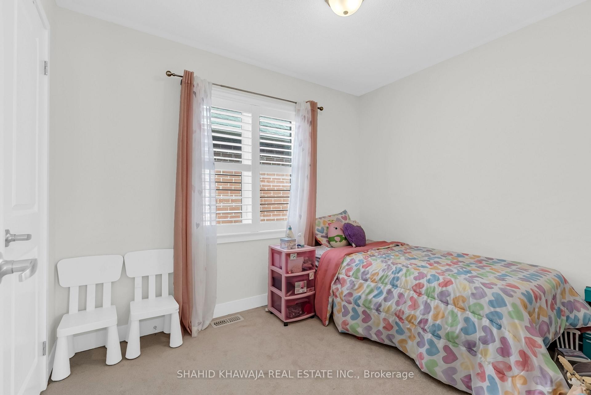 Photo 5 of 632 Bearberry Place, Milton, Cobban — HOMEH