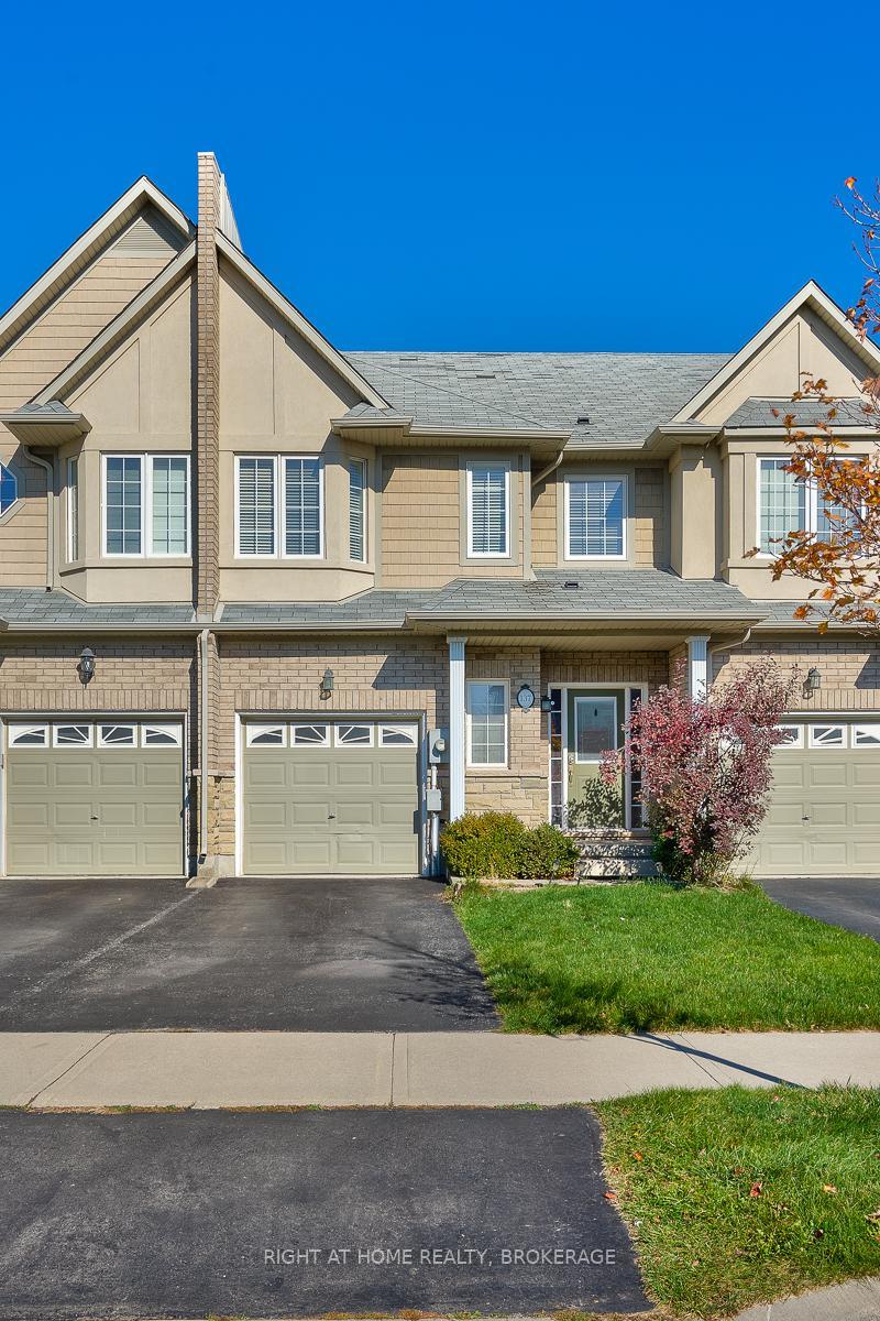 Front of 137 Palacebeach Trail