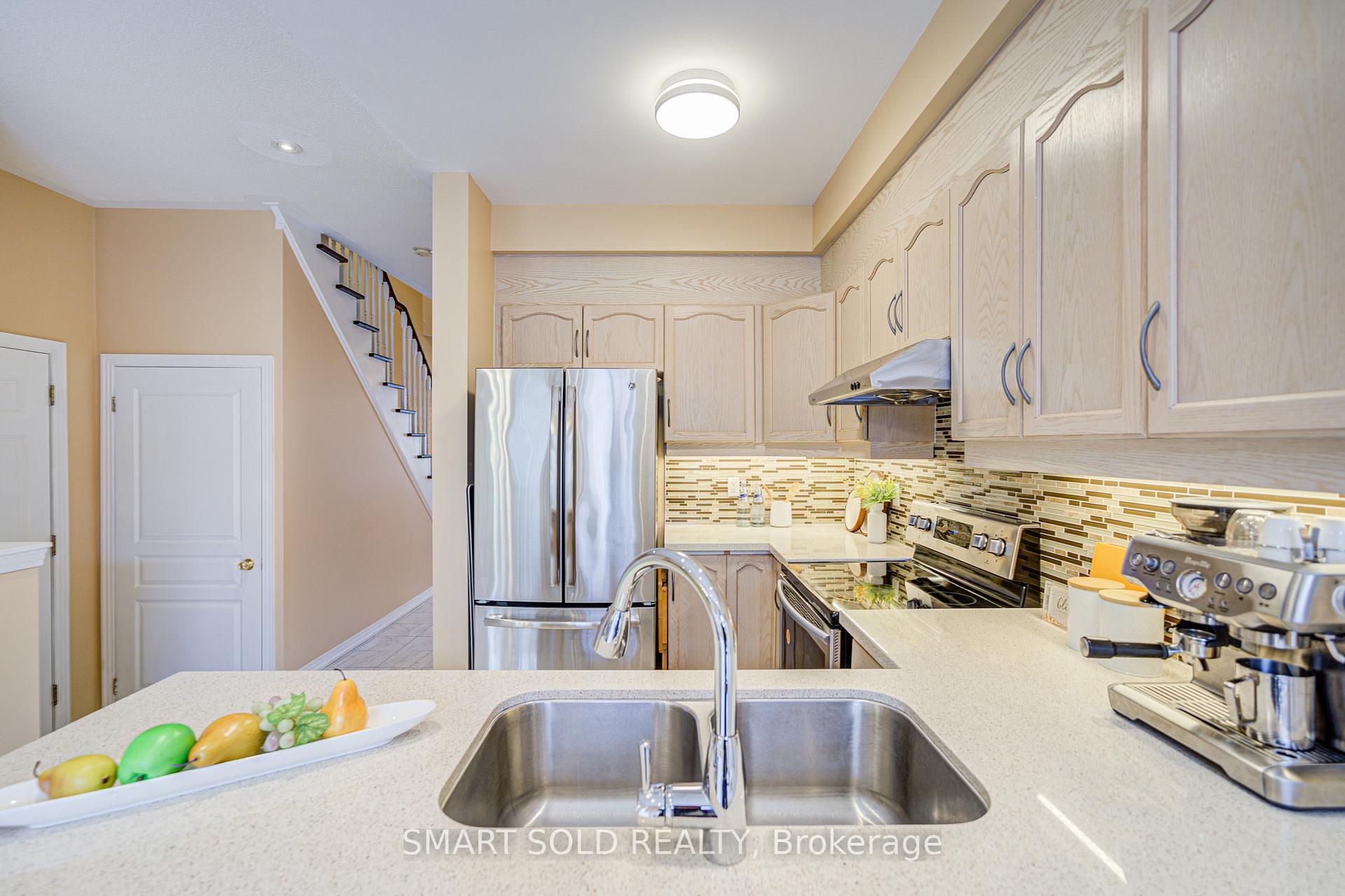 Photo 14 of 79 Hillmount Road, Markham, Cachet — HOMEH