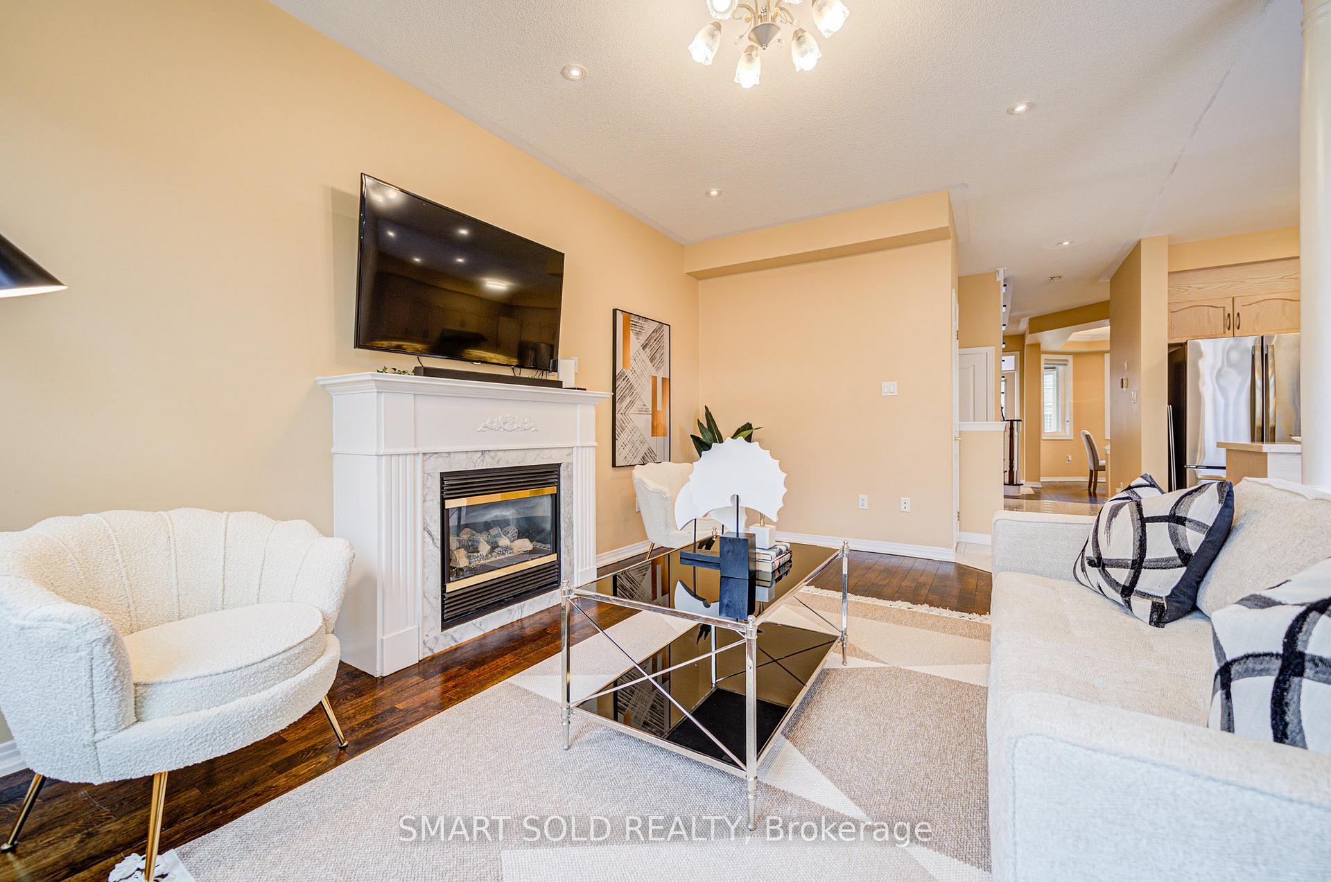 Photo 20 of 79 Hillmount Road, Markham, Cachet — HOMEH