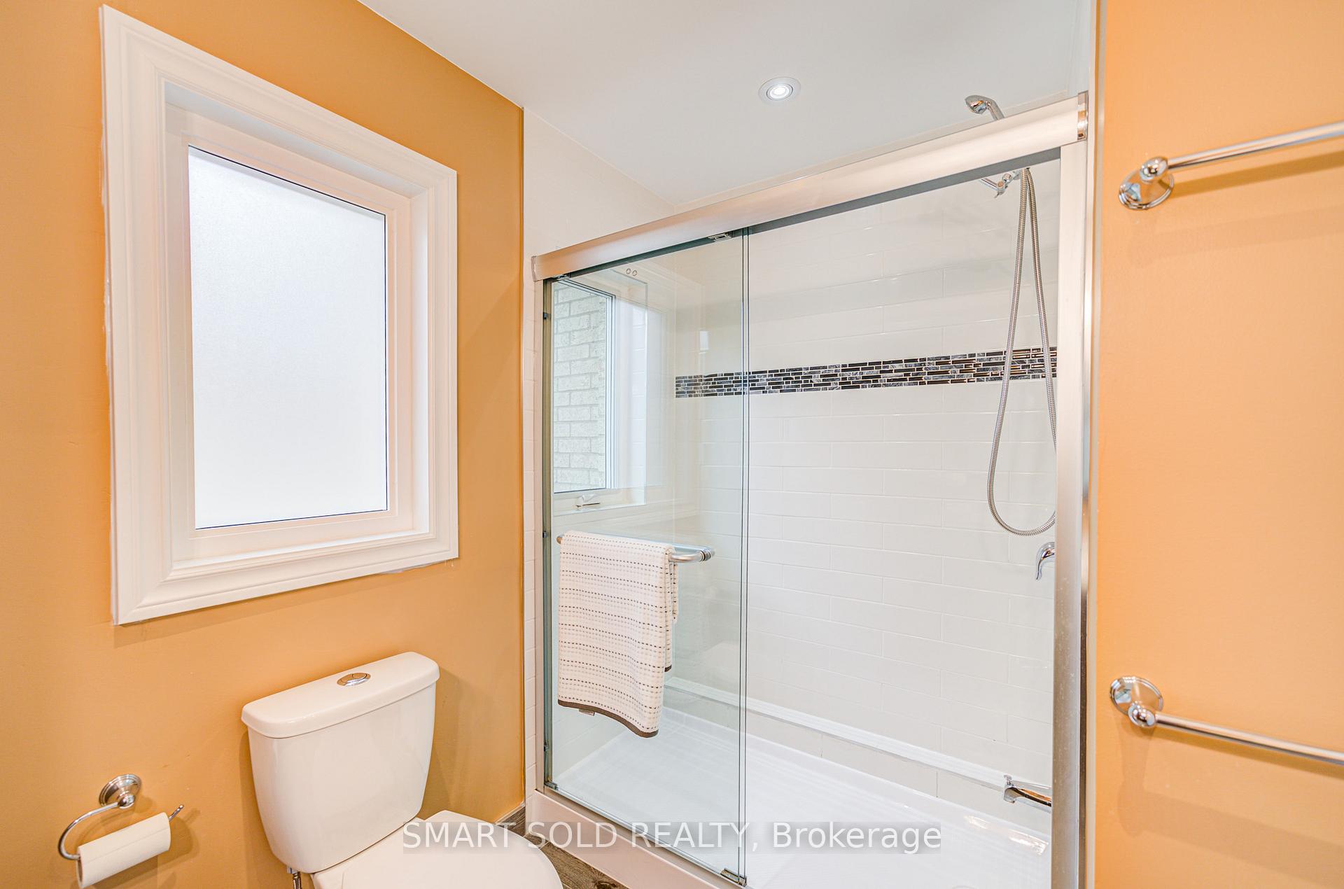 Photo 34 of 79 Hillmount Road, Markham, Cachet — HOMEH