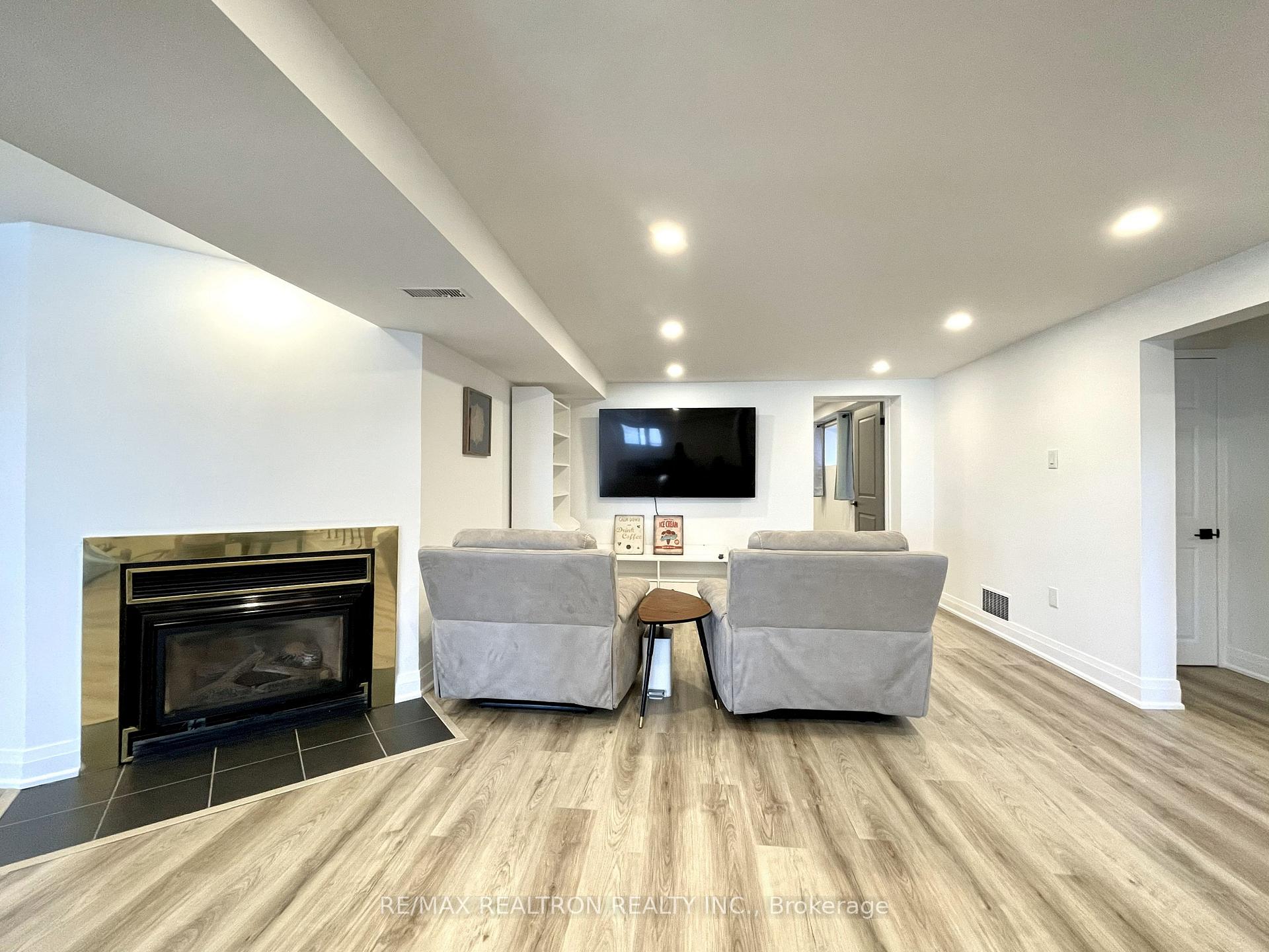 Photo 25 of 67 Loon Street, Kawartha Lakes, Ops — HOMEH
