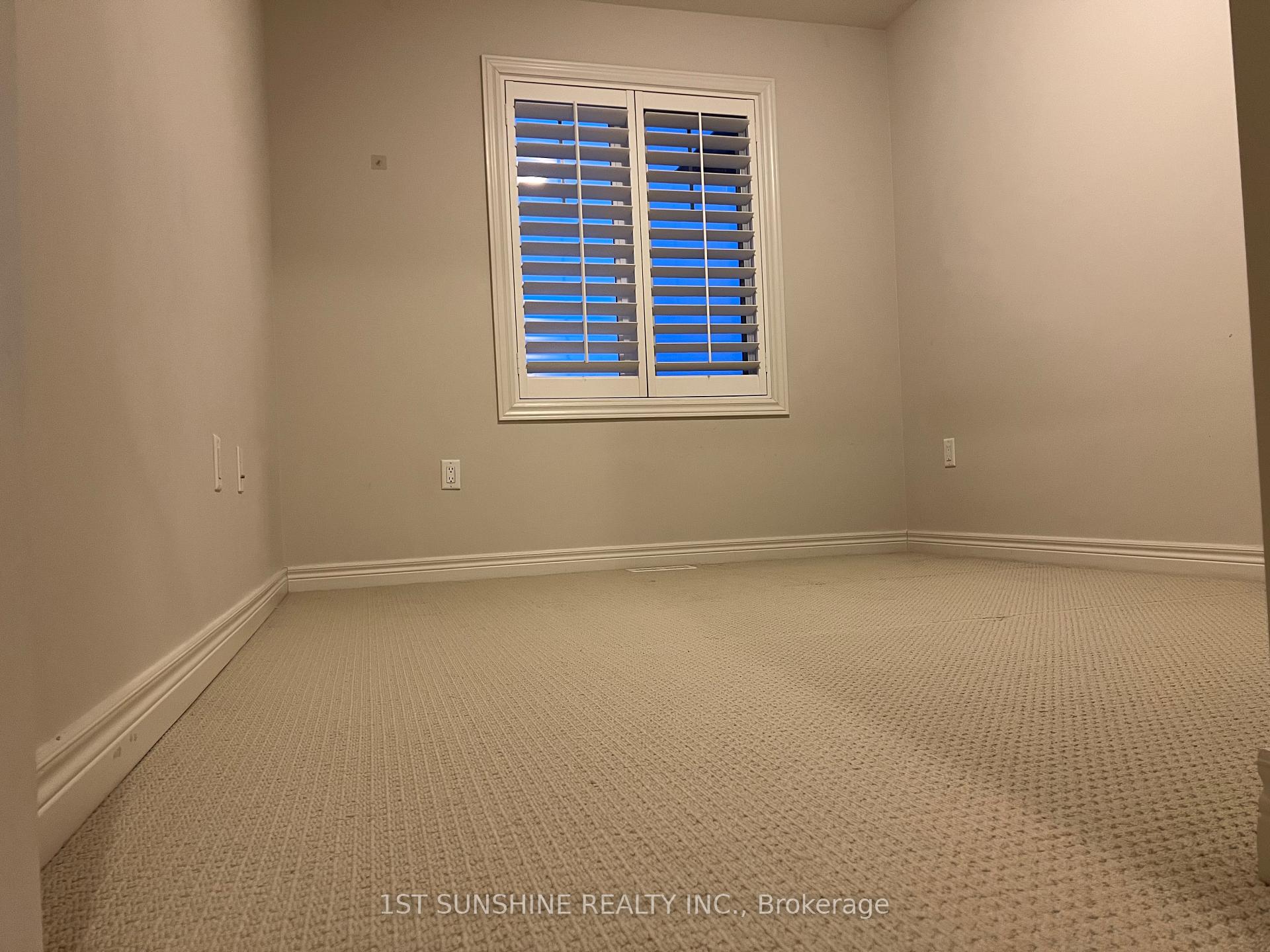 Photo 13 of 11 Farley Lane, Hamilton, Meadowlands — HOMEH