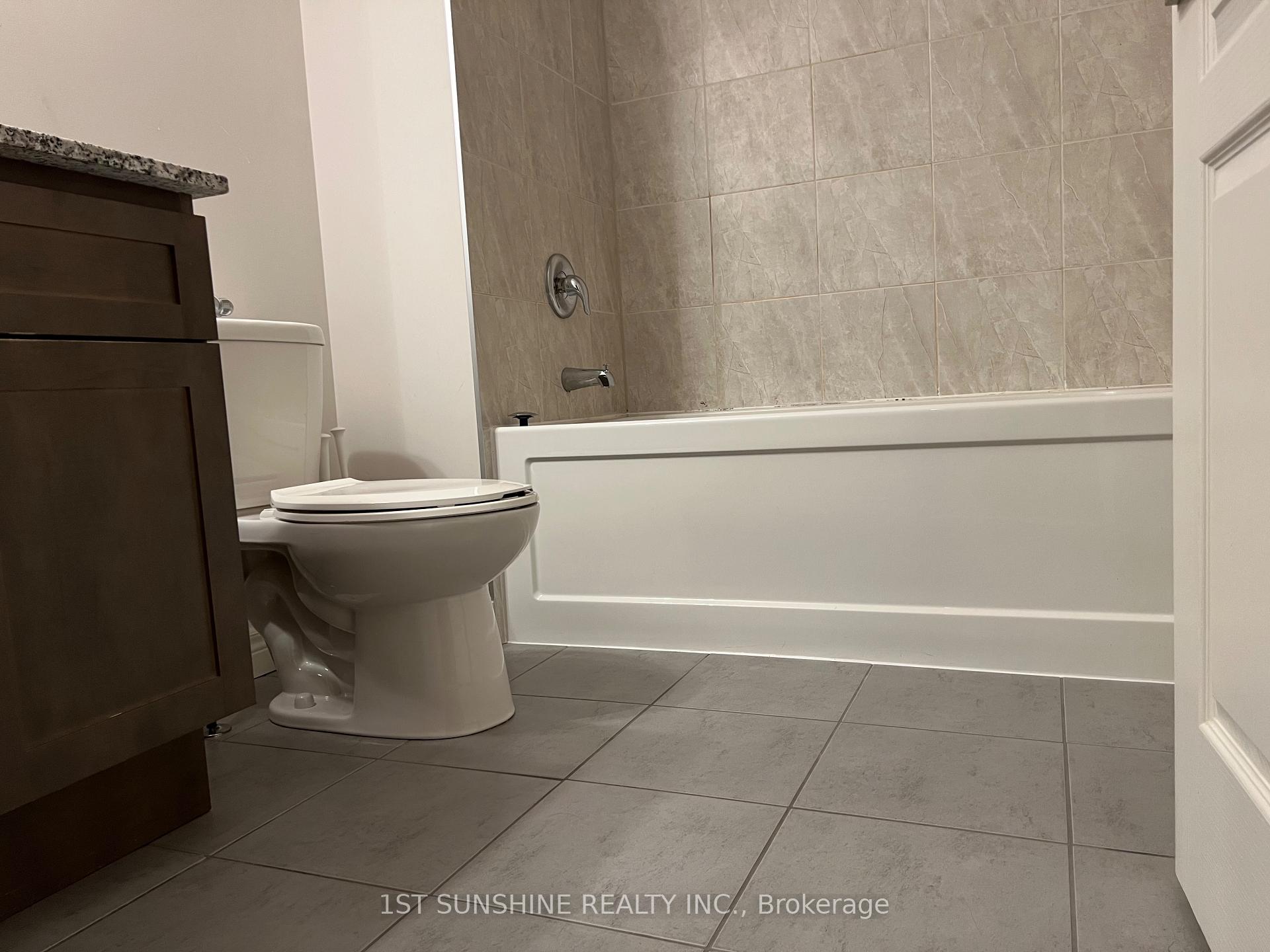 Photo 15 of 11 Farley Lane, Hamilton, Meadowlands — HOMEH