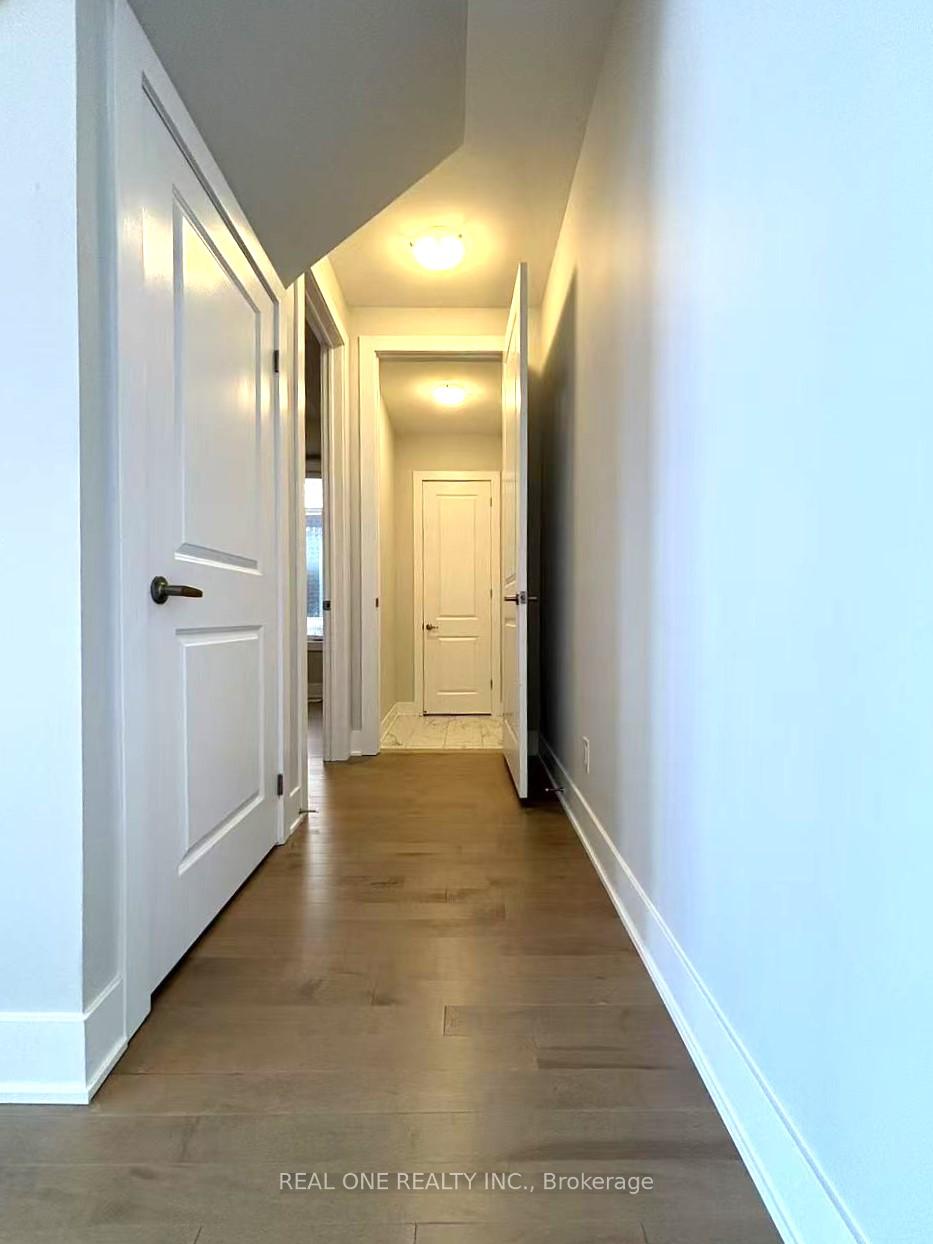 Photo 8 of 8 Nanhai Avenue, Markham, Angus Glen — HOMEH