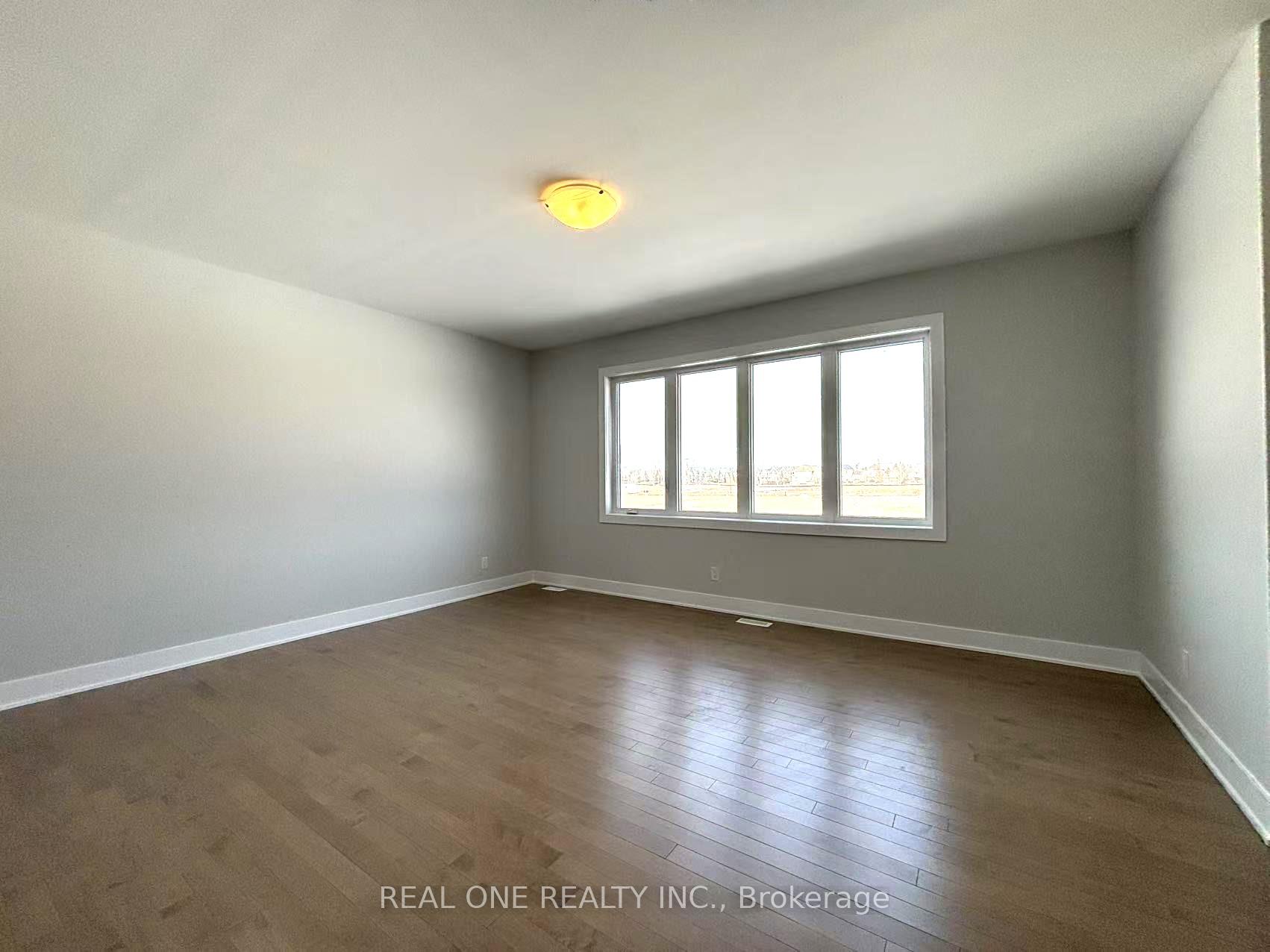 Photo 15 of 8 Nanhai Avenue, Markham, Angus Glen — HOMEH