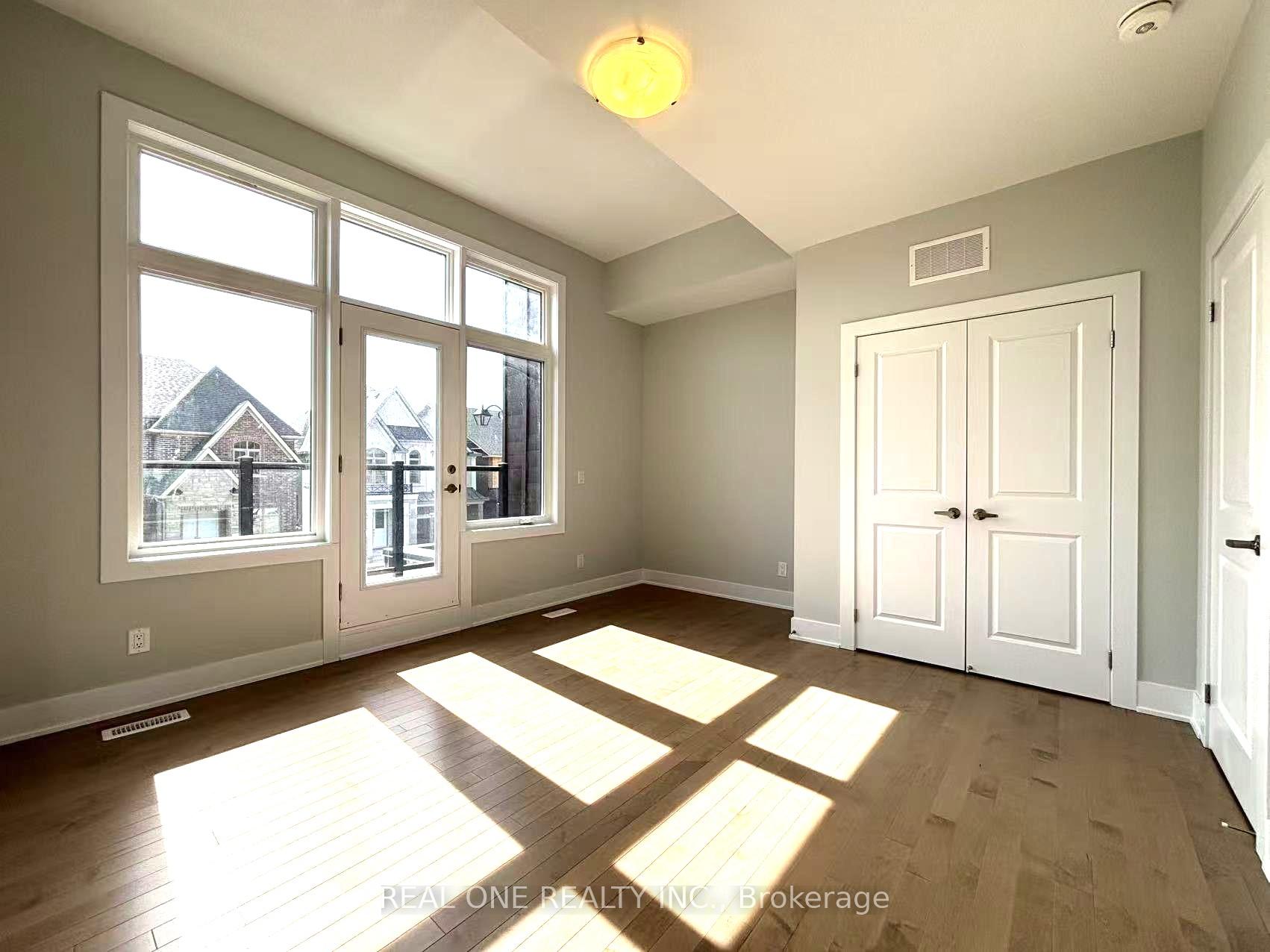 Photo 23 of 8 Nanhai Avenue, Markham, Angus Glen — HOMEH