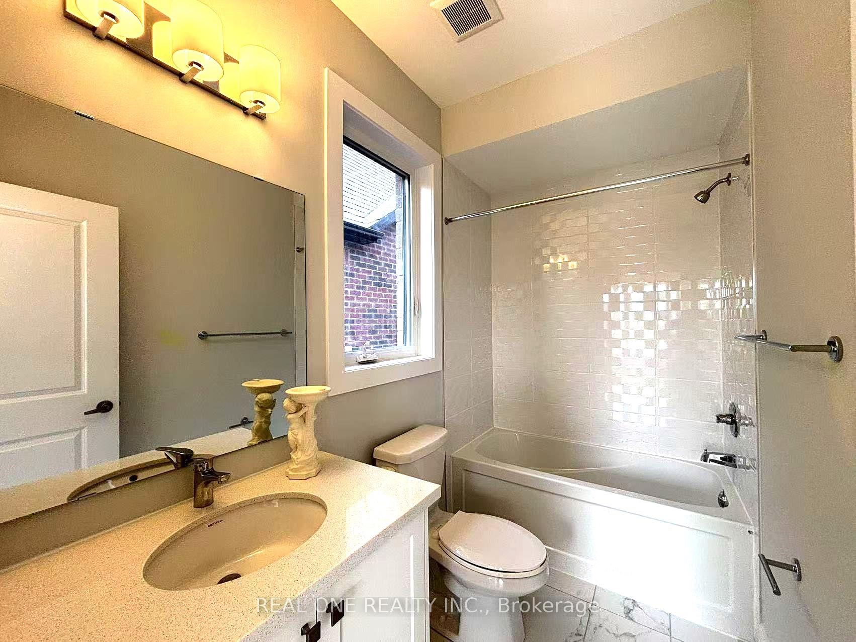 Photo 28 of 8 Nanhai Avenue, Markham, Angus Glen — HOMEH