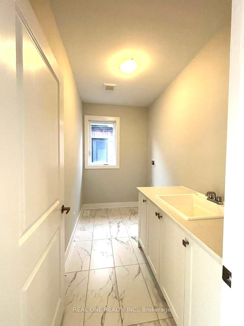 Photo 32 of 8 Nanhai Avenue, Markham, Angus Glen — HOMEH