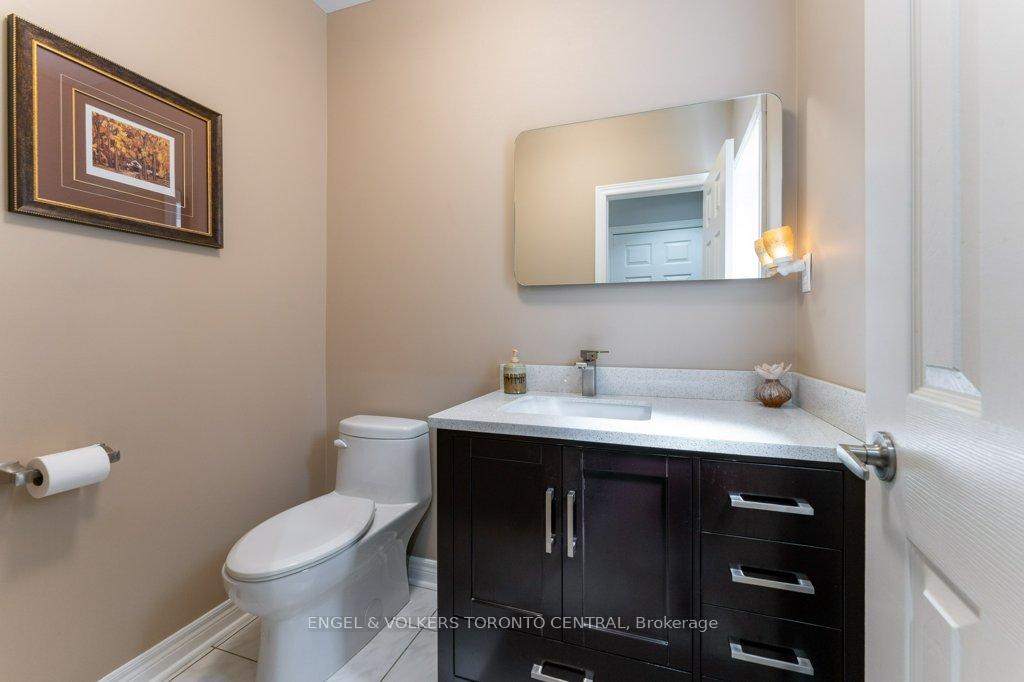Photo 12 of 167 Valentina Drive, Markham, Village Green-South Unionville — HOMEH