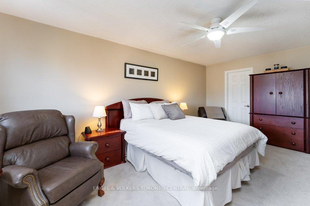 Photo 16 of 167 Valentina Drive, Markham, Village Green-South Unionville — HOMEH