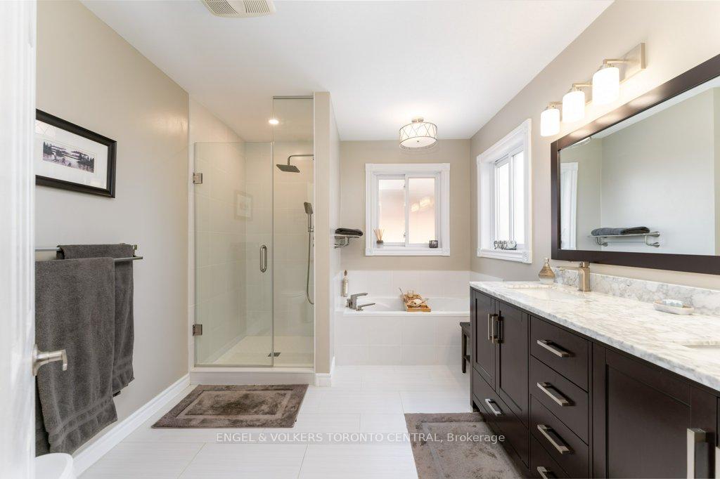Photo 17 of 167 Valentina Drive, Markham, Village Green-South Unionville — HOMEH