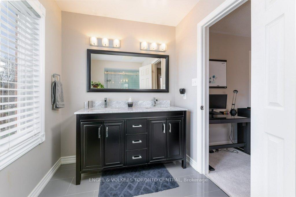 Photo 22 of 167 Valentina Drive, Markham, Village Green-South Unionville — HOMEH