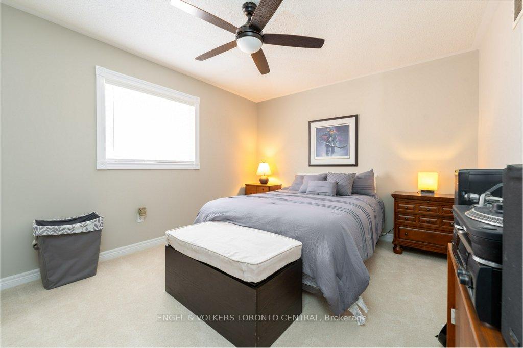 Photo 23 of 167 Valentina Drive, Markham, Village Green-South Unionville — HOMEH