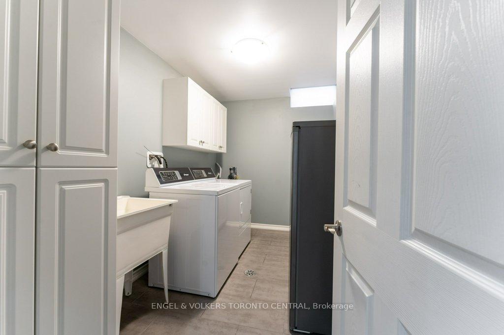 Photo 32 of 167 Valentina Drive, Markham, Village Green-South Unionville — HOMEH