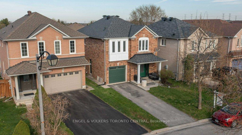 Photo 42 of 167 Valentina Drive, Markham, Village Green-South Unionville — HOMEH