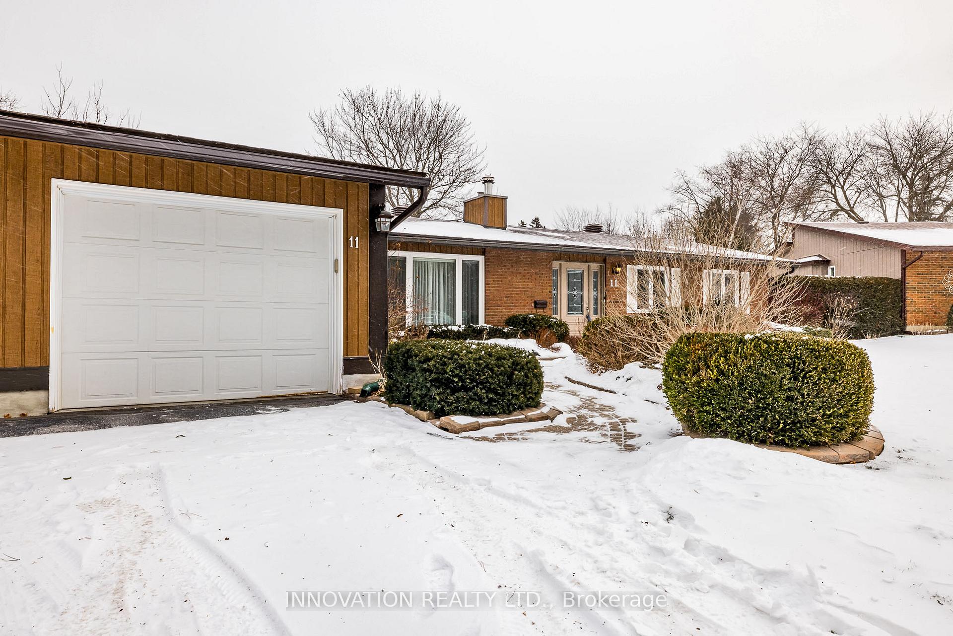 Photo 3 of 11 Amundsen Crescent, Ottawa, Kanata - Katimavik — HOMEH