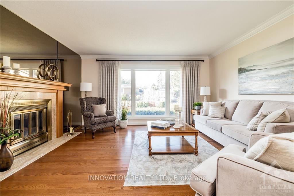 Photo 6 of 11 Amundsen Crescent, Ottawa, Kanata - Katimavik — HOMEH