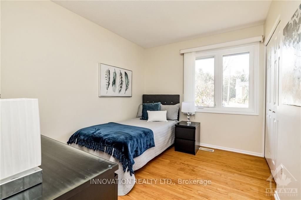 Photo 20 of 11 Amundsen Crescent, Ottawa, Kanata - Katimavik — HOMEH