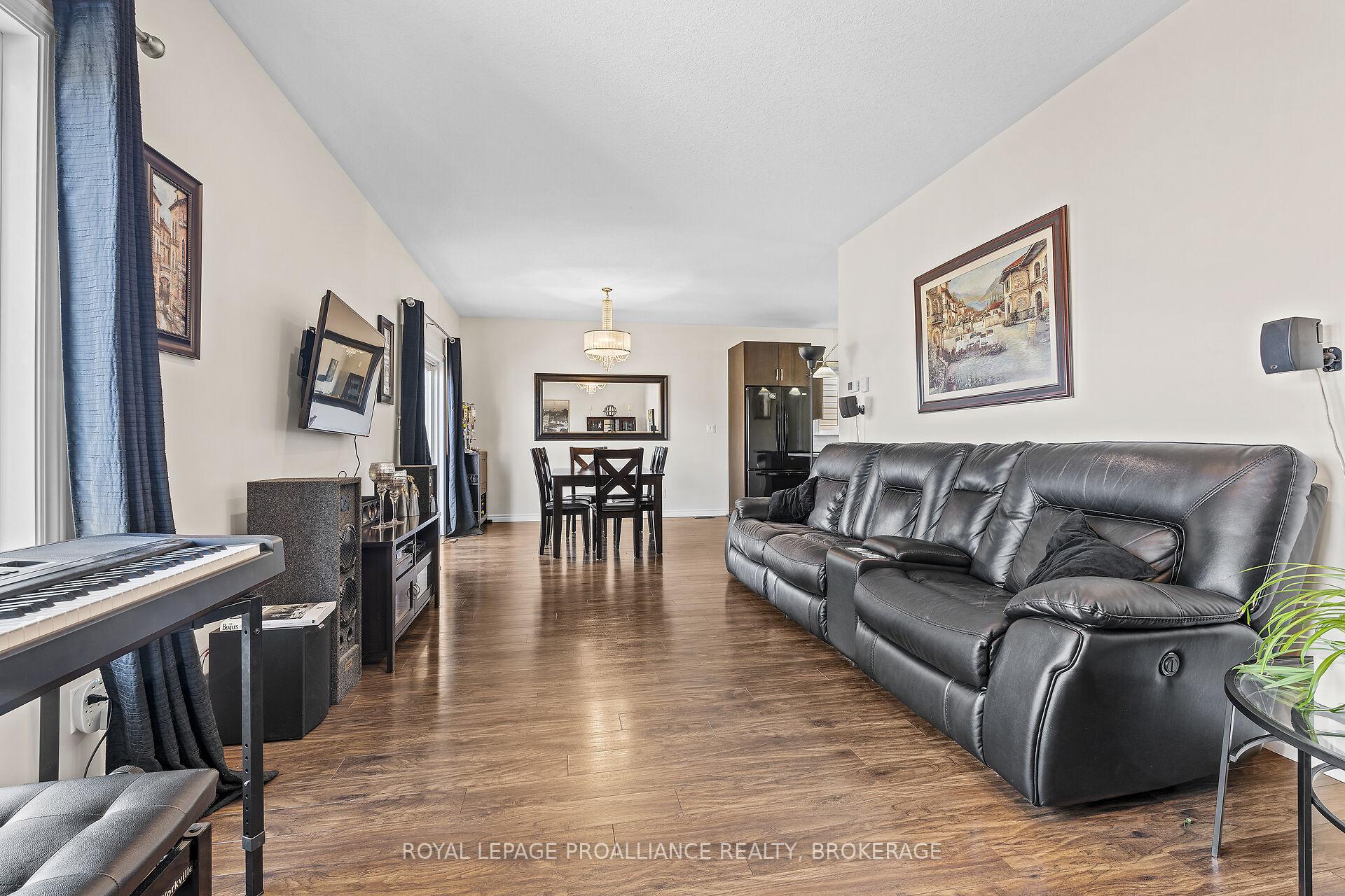 Photo 4 of 1502 Clover Street, Kingston, City Northwest — HOMEH