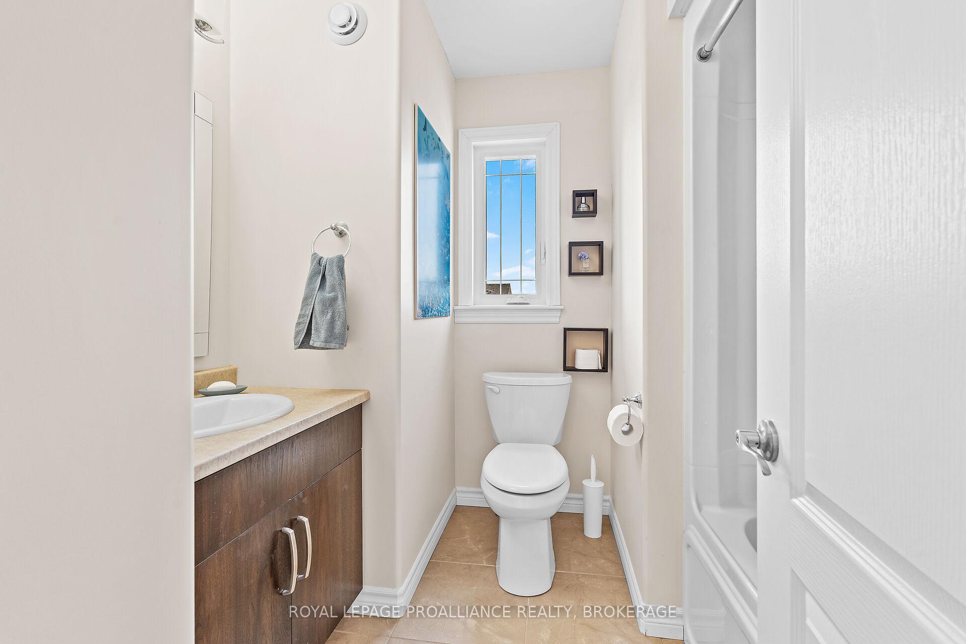 Photo 18 of 1502 Clover Street, Kingston, City Northwest — HOMEH