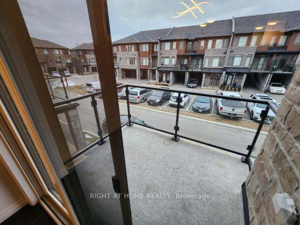 Photo 8 of Unit 273, 30 Times Square, Hamilton, Stoney Creek — HOMEH