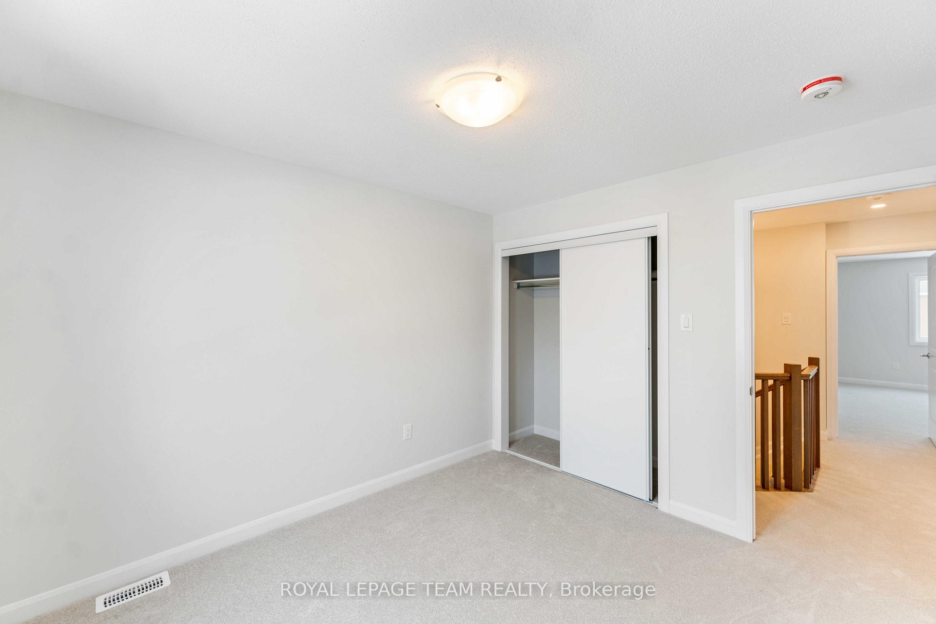 Photo 22 of 228 Invention Boulevard, Ottawa, Kanata - Morgan's Grant/South March — HOMEH