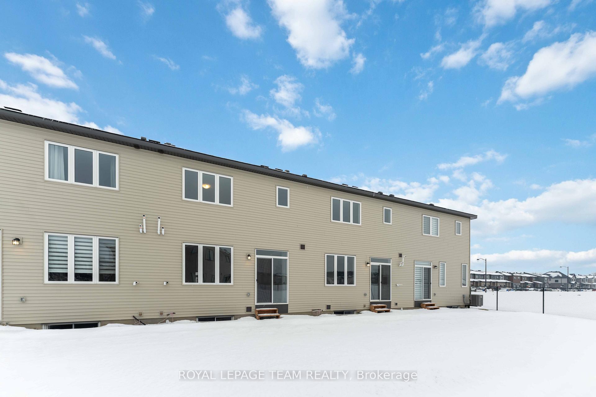 Photo 33 of 228 Invention Boulevard, Ottawa, Kanata - Morgan's Grant/South March — HOMEH