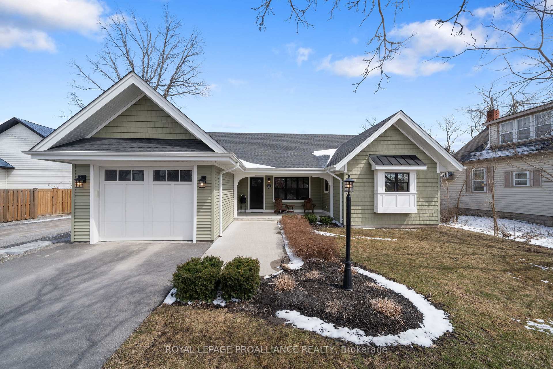 Photo 1 of 60 Need Street, Kawartha Lakes, Bobcaygeon — HOMEH