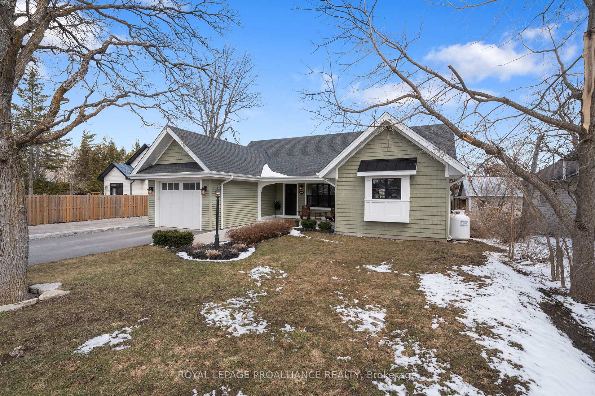 Photo 44 of 60 Need Street, Kawartha Lakes, Bobcaygeon — HOMEH