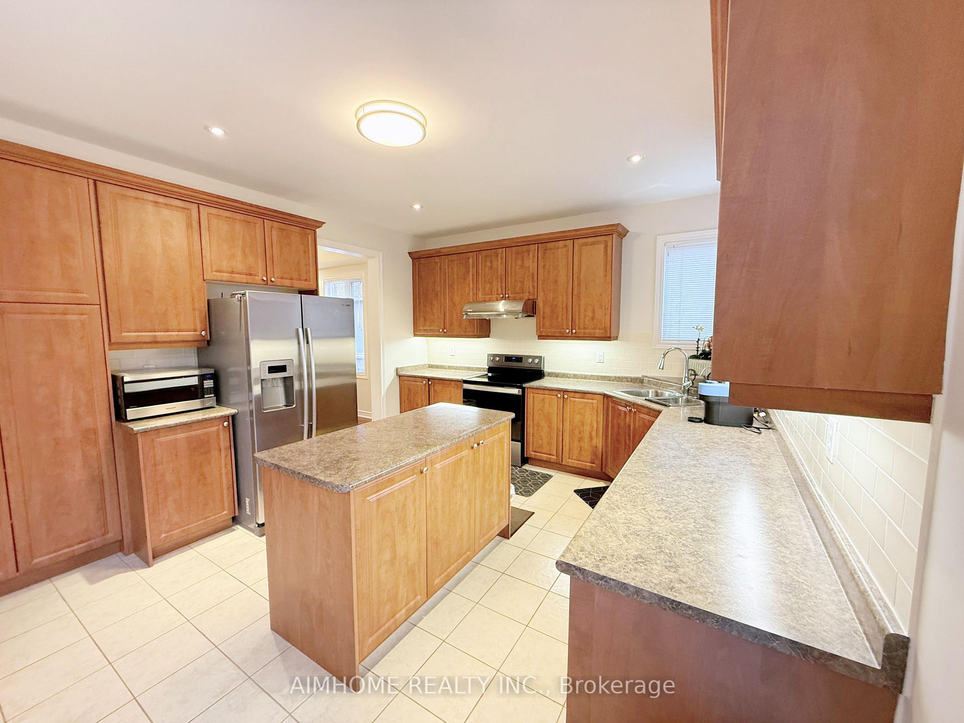 Photo 15 of 28 Titus Street, Markham, Wismer — HOMEH