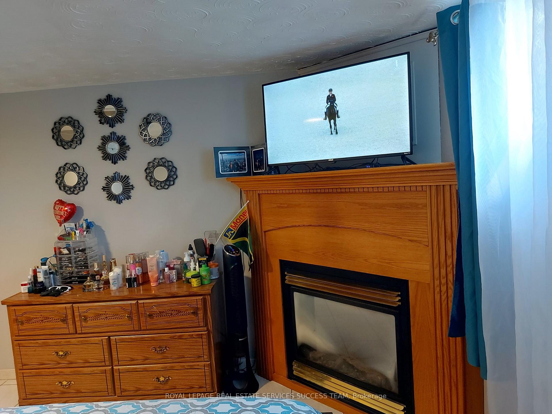 Photo 3 of Unit #2, 160 Delmar Drive E, Hamilton, Buchanan — HOMEH
