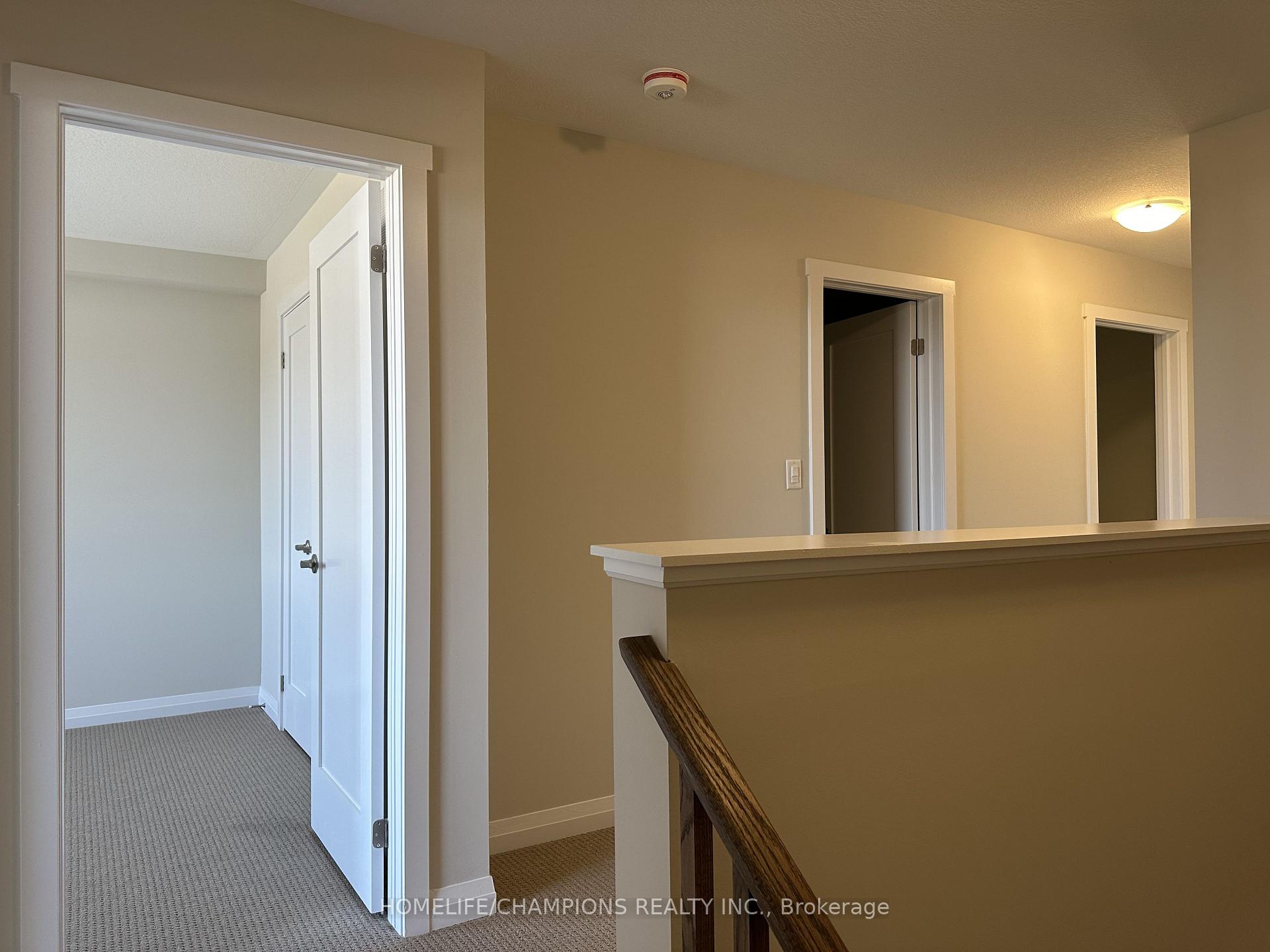 Photo 12 of 187 Lormont Boulevard, Hamilton, Stoney Creek Mountain — HOMEH
