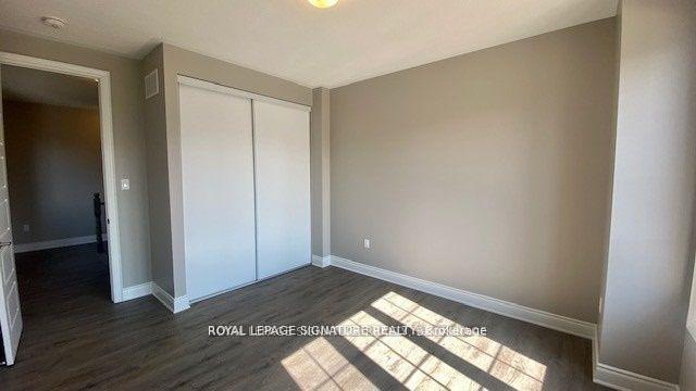 Photo 19 of 562 Kennedy Circle W, Milton, Cobban — HOMEH