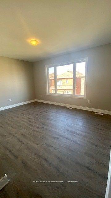 Photo 32 of 562 Kennedy Circle W, Milton, Cobban — HOMEH