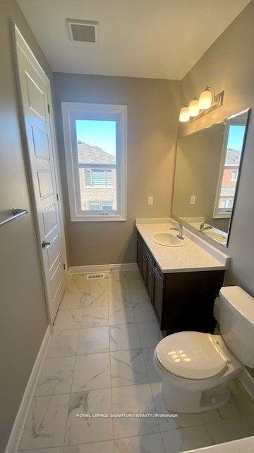 Photo 34 of 562 Kennedy Circle W, Milton, Cobban — HOMEH