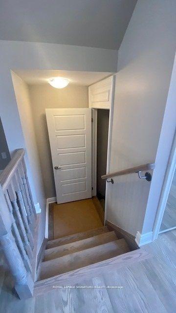 Photo 37 of 562 Kennedy Circle W, Milton, Cobban — HOMEH