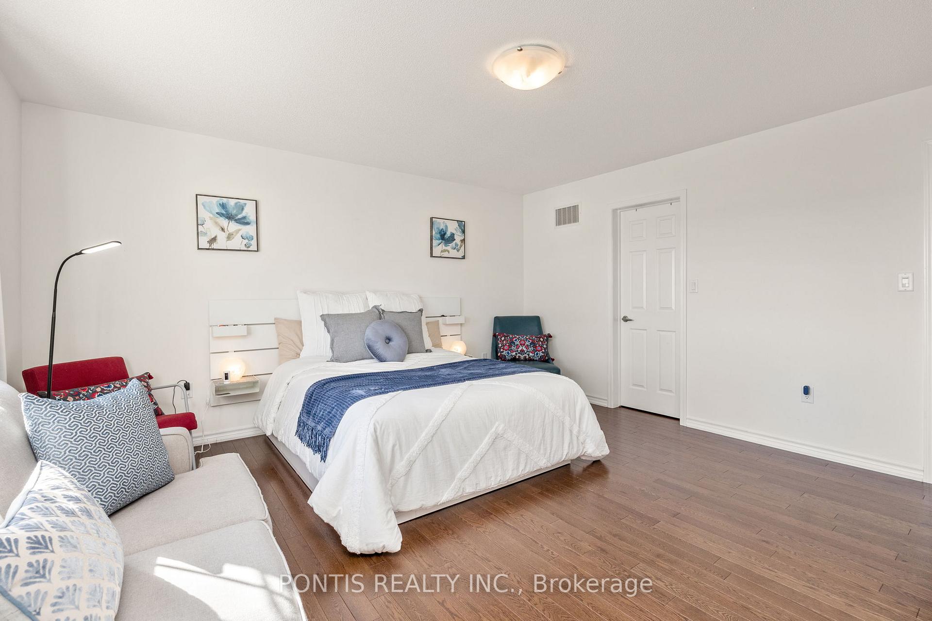 Photo 35 of 1172 Leger Way, Milton, Ford — HOMEH