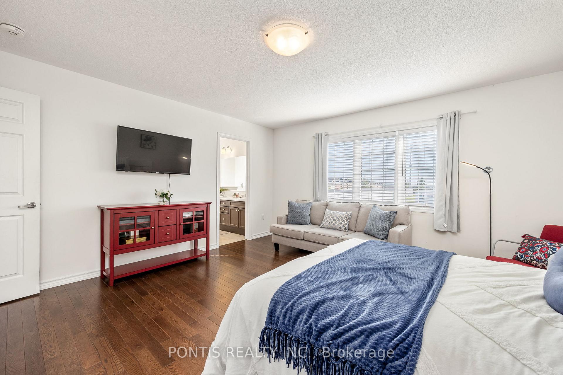 Photo 42 of 1172 Leger Way, Milton, Ford — HOMEH
