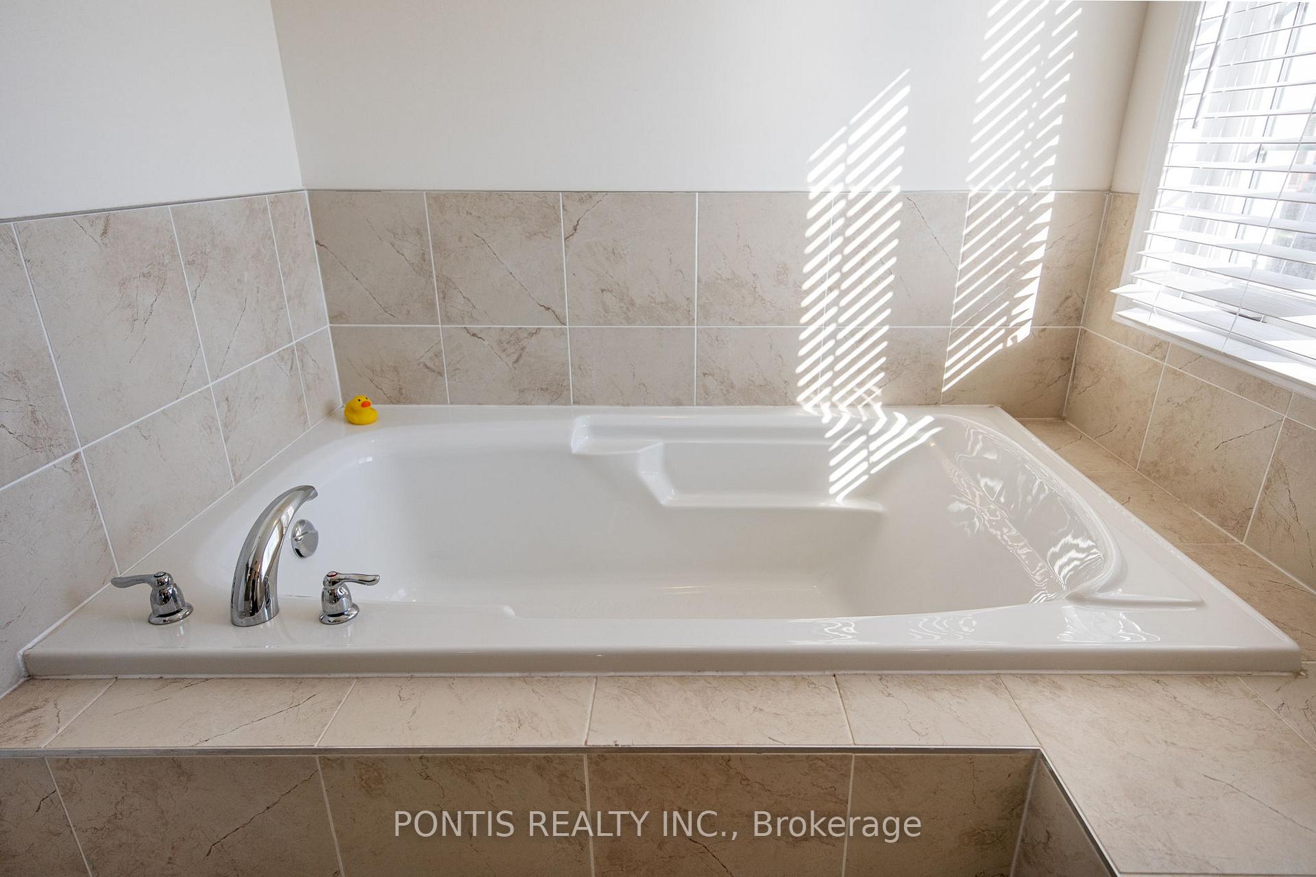 Photo 14 of 1172 Leger Way, Milton, Ford — HOMEH