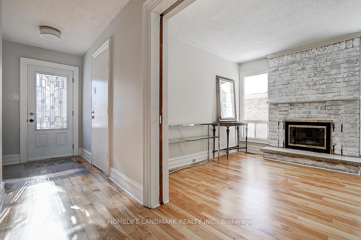 Photo 9 of 178 Markville Road, Markham, Markville — HOMEH