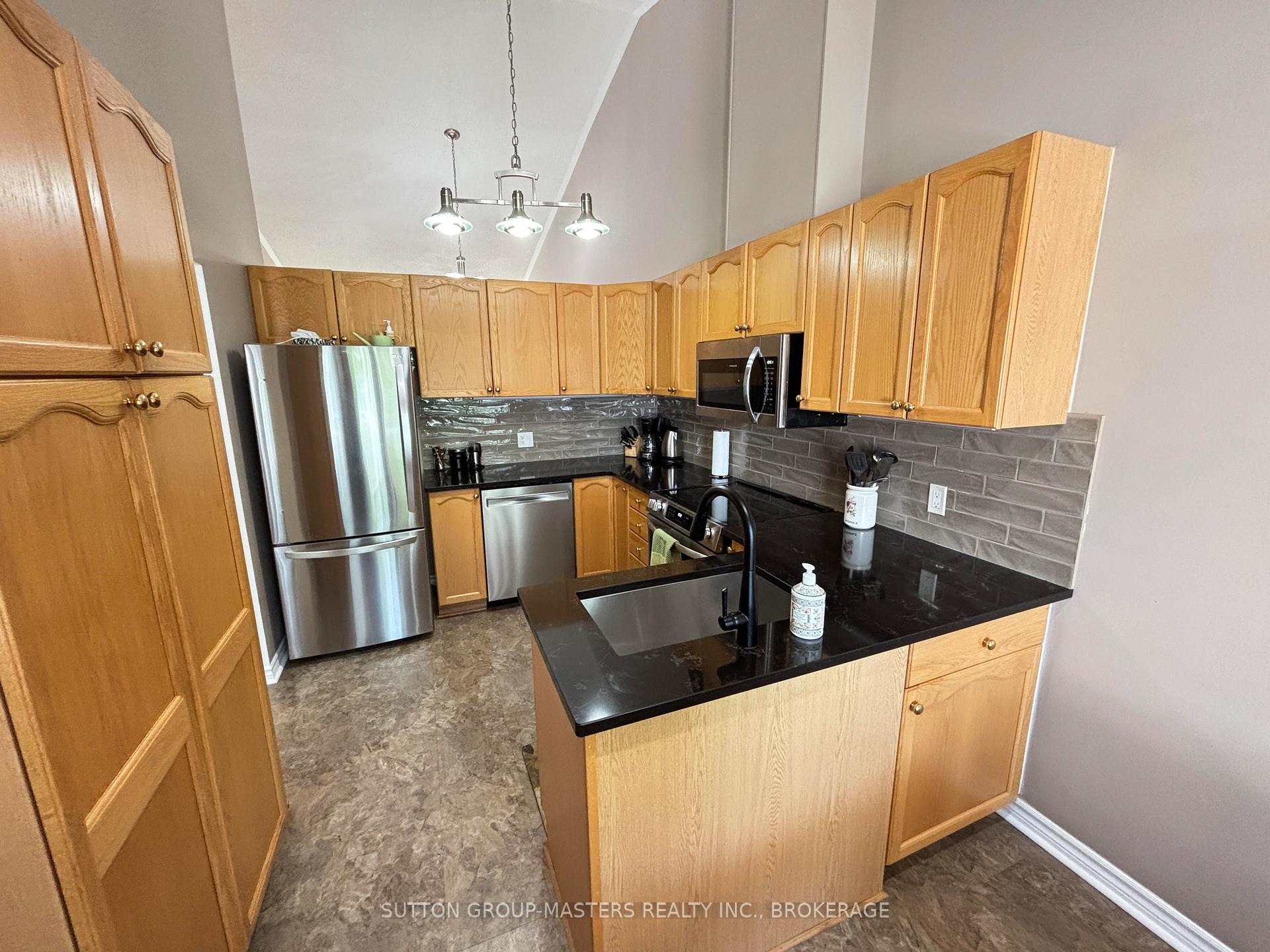 Photo 6 of 658 Millwood Drive, Kingston, City Southwest — HOMEH