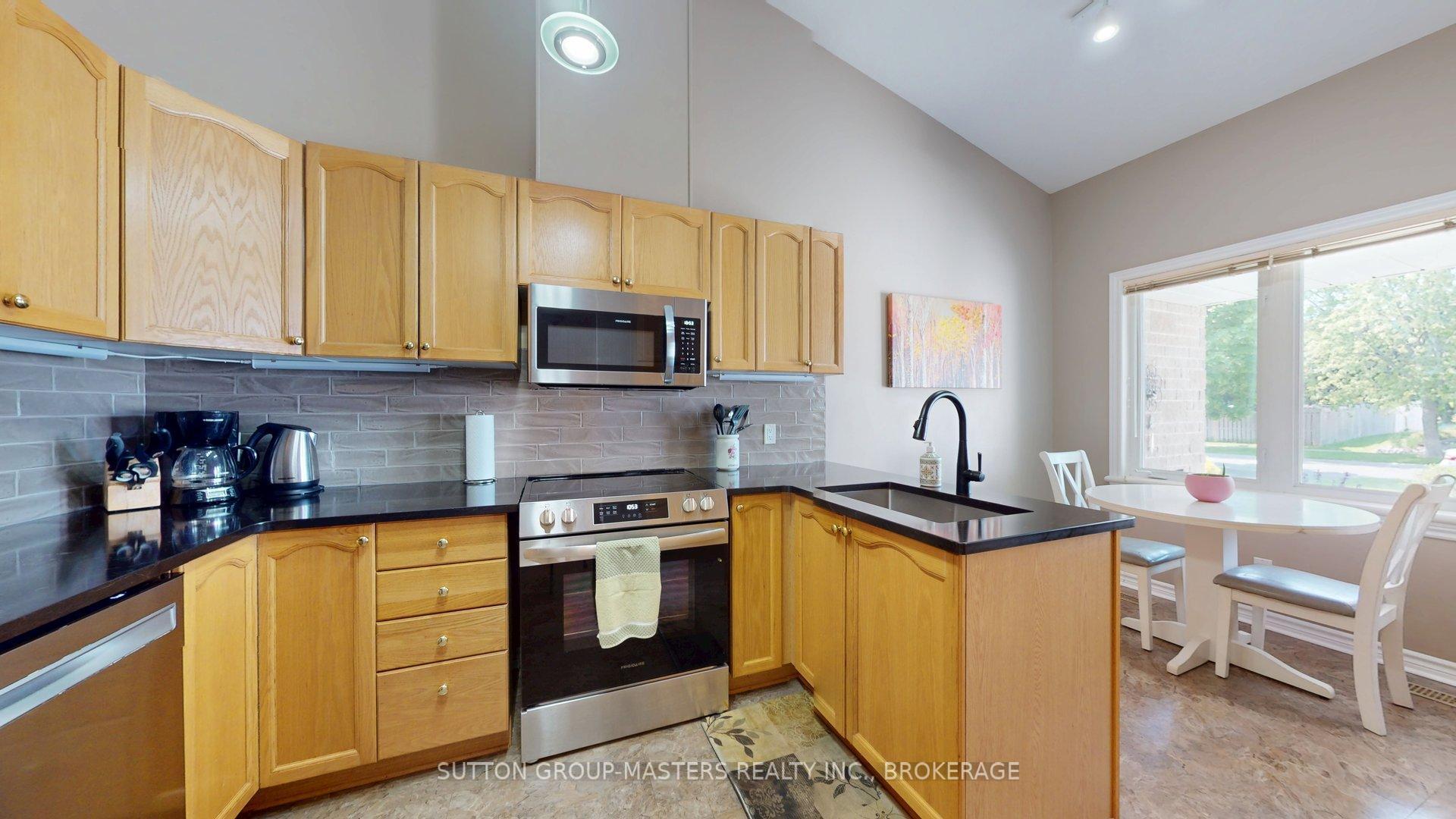 Photo 7 of 658 Millwood Drive, Kingston, City Southwest — HOMEH