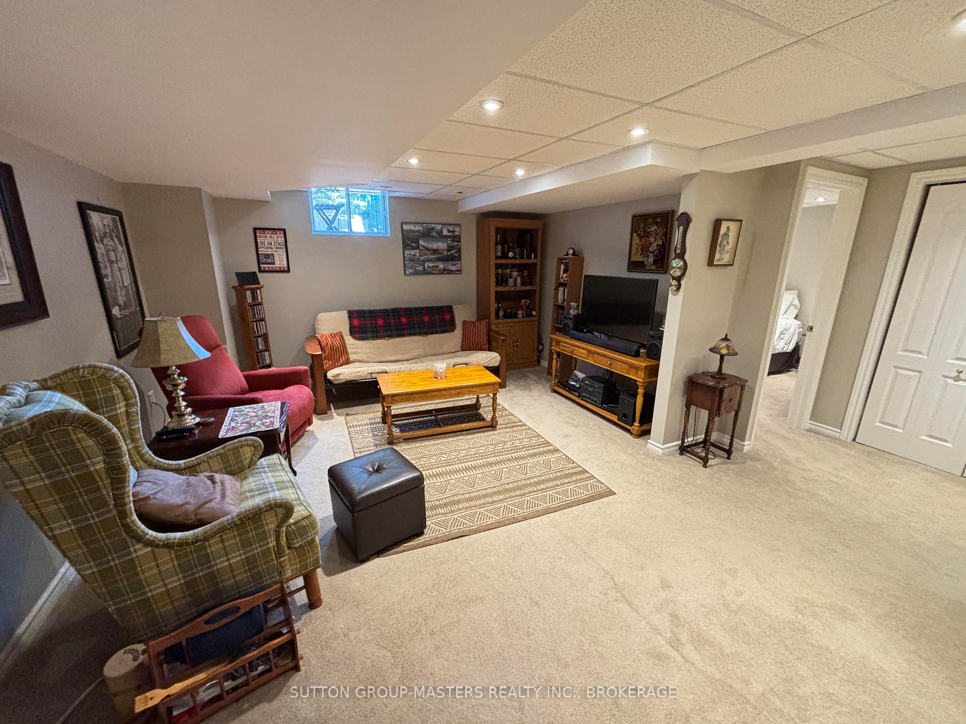 Photo 13 of 658 Millwood Drive, Kingston, City Southwest — HOMEH