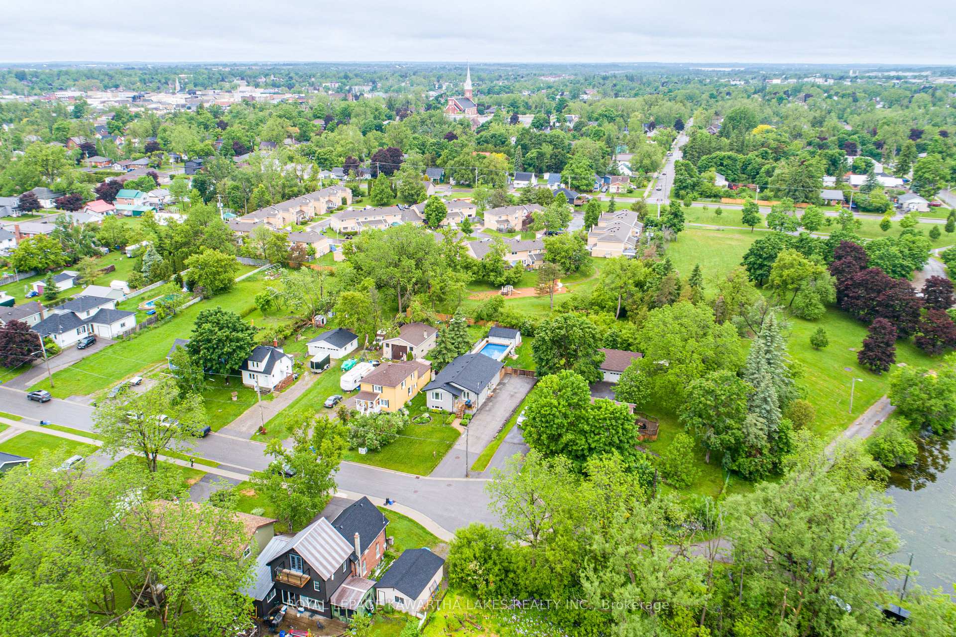 Photo 34 of 50.5 George Street E, Kawartha Lakes, Lindsay — HOMEH