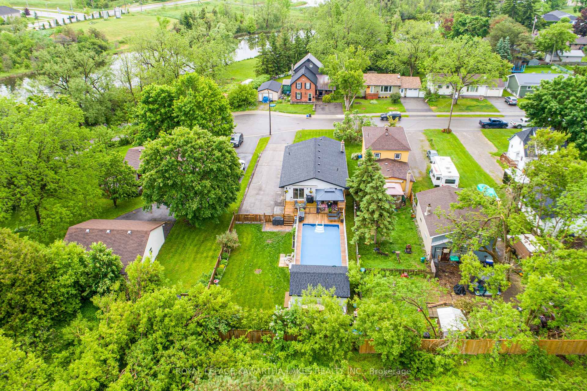 Photo 41 of 50.5 George Street E, Kawartha Lakes, Lindsay — HOMEH