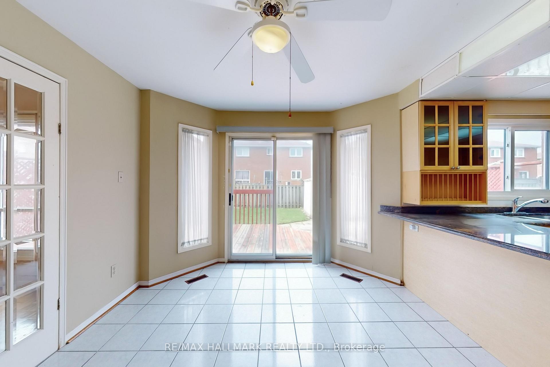 Photo 16 of 148 Irenemount Crescent, Markham, Middlefield — HOMEH
