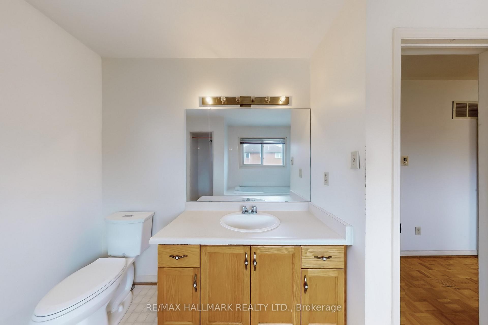 Photo 30 of 148 Irenemount Crescent, Markham, Middlefield — HOMEH