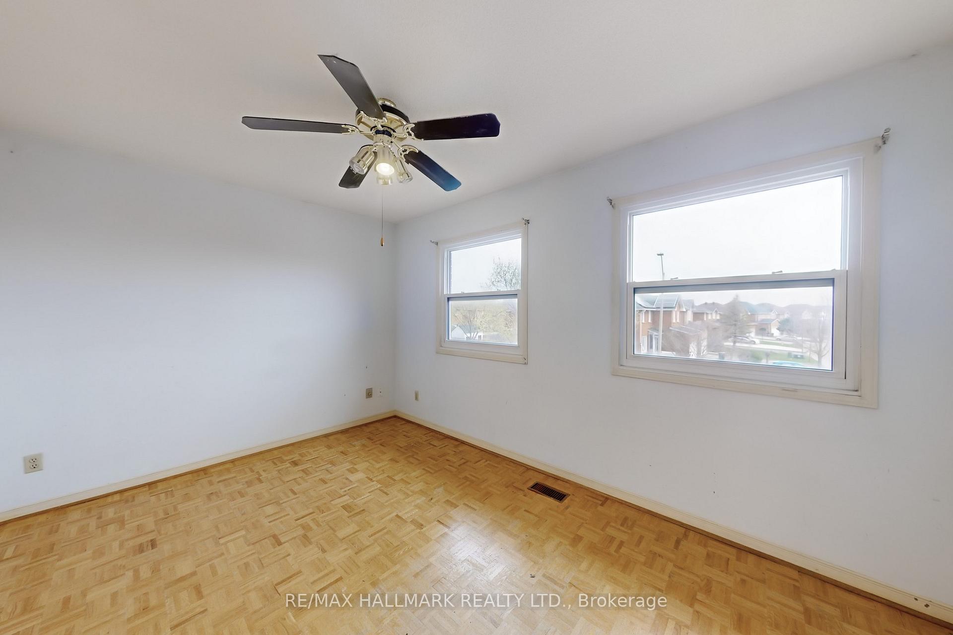 Photo 33 of 148 Irenemount Crescent, Markham, Middlefield — HOMEH