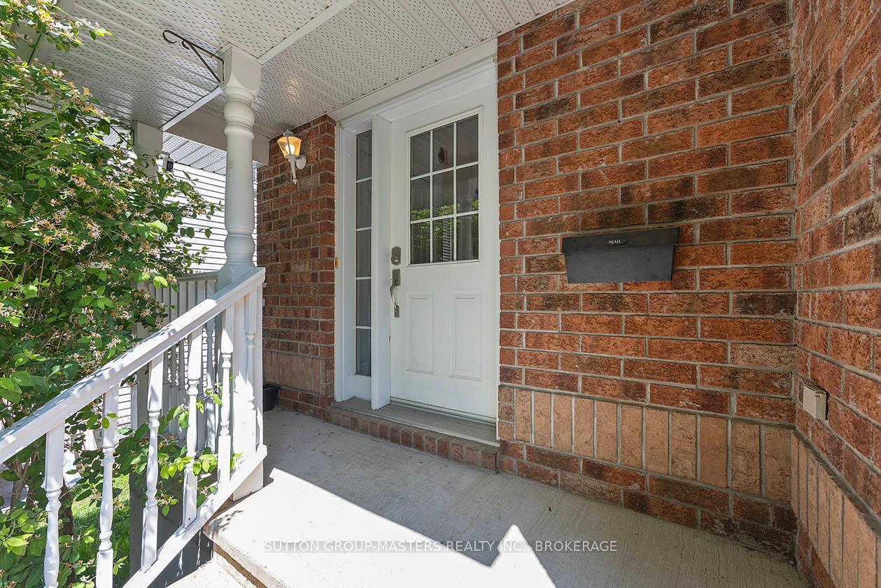 Photo 4 of 466 Fieldstone Drive, Kingston, Kingston East (Incl Barret Crt) — HOMEH